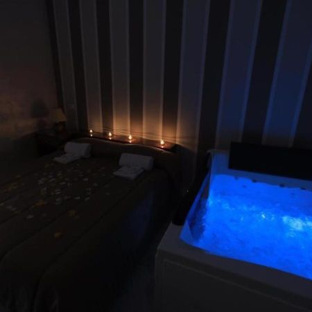 Hotel Holiday Foggia Eksteriør billede