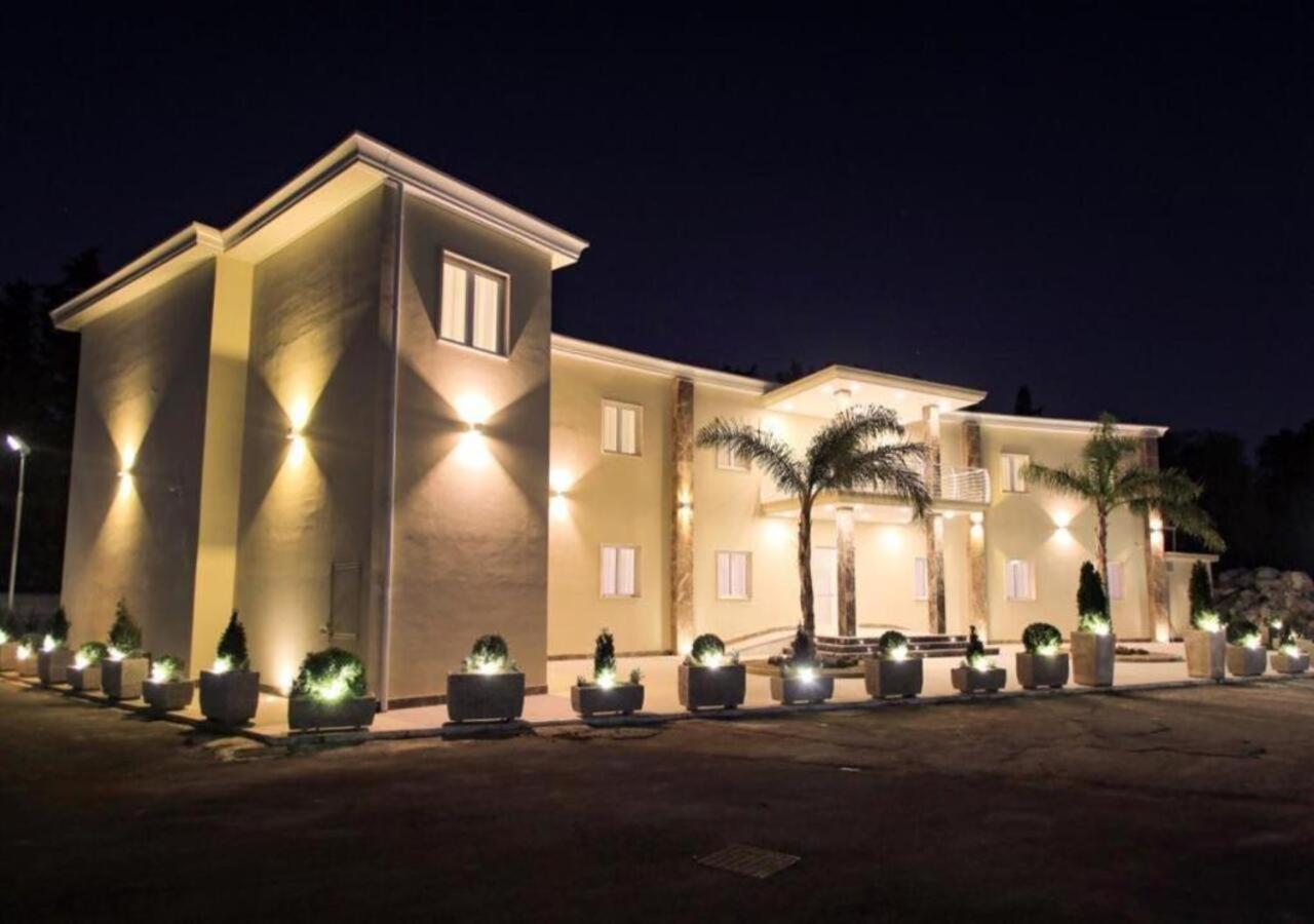 Hotel Holiday Foggia Eksteriør billede