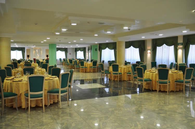 Hotel Holiday Foggia Eksteriør billede